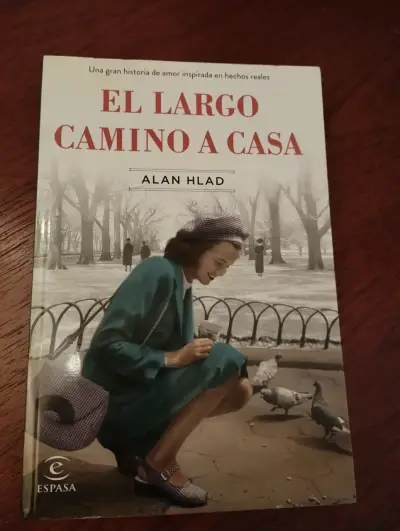 Libro 'El largo camino a casa' - miniatura 1