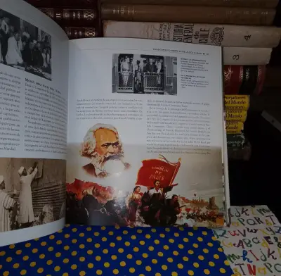 Atlas Ilustrado del Comunismo - miniatura 5