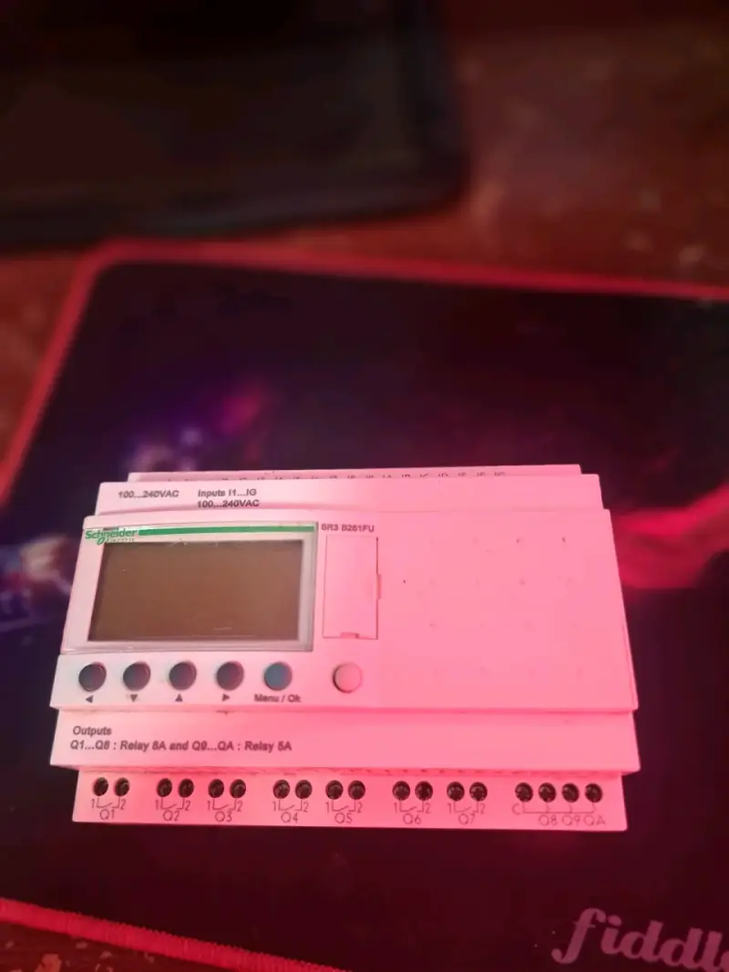 Controlador programable. Zelio SR3 B261 FU schneir - 4