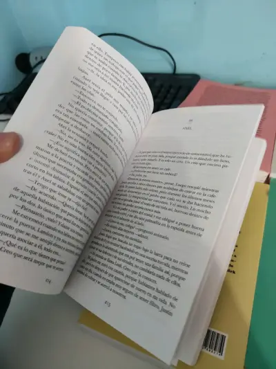Libro Todo Lo que Nunca Fuimos - miniatura 4