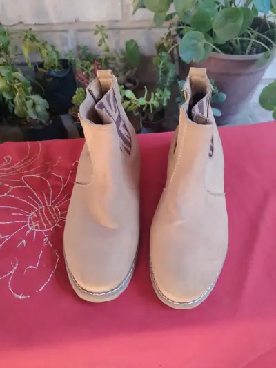 Botines beige de cuero - miniatura 1