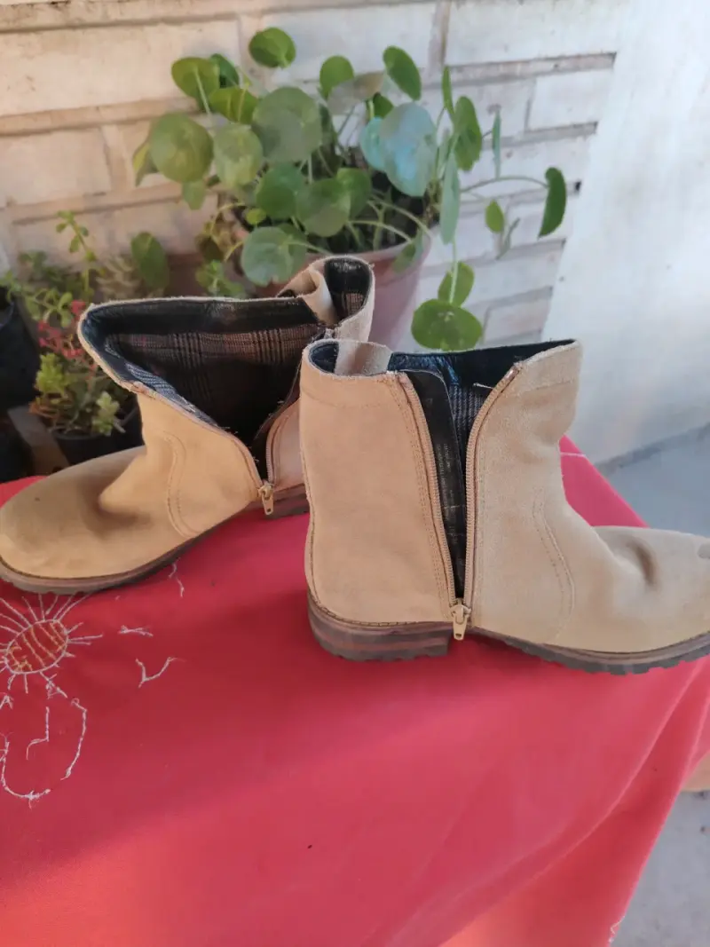 Botas de gamuza beige - 3