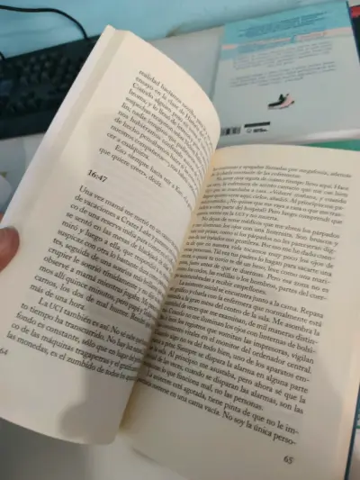 Libro 'Si decido quedarme' Gayle Forman - miniatura 3