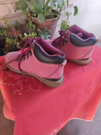 Botas de senderismo rosas - miniatura 3