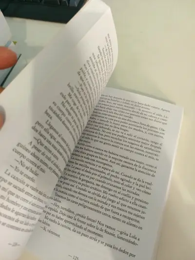 Libro 'Romper el hielo' Hannah Grace - miniatura 5