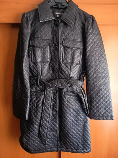 Abrigo acolchado negro Missguided - miniatura 1