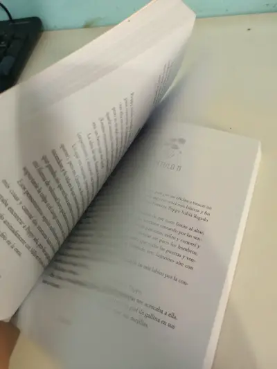 Libro 'Padre' por Sierra Simone - miniatura 6