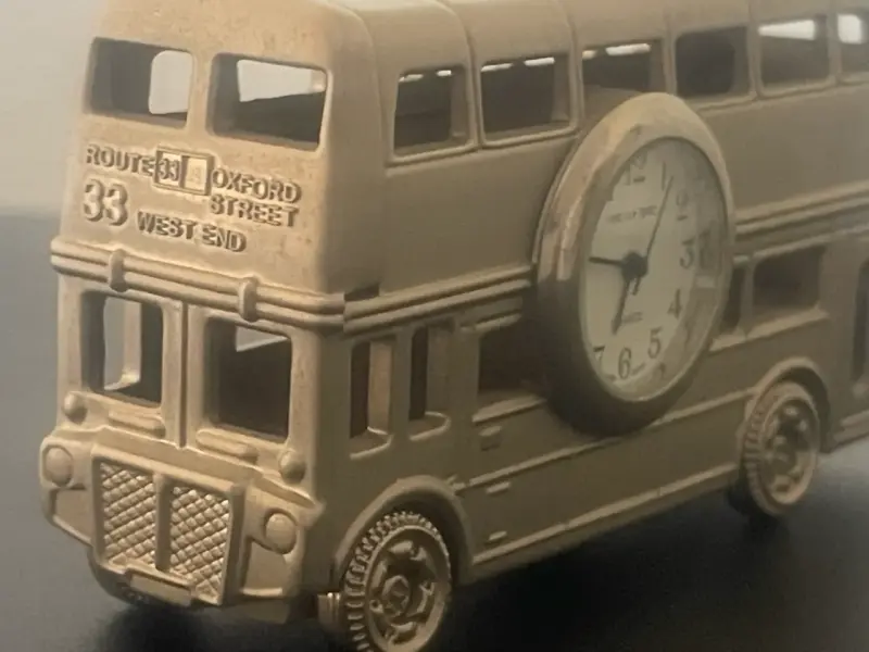 Reloj de Miniatura Le Temps, cuarzo metal - 1
