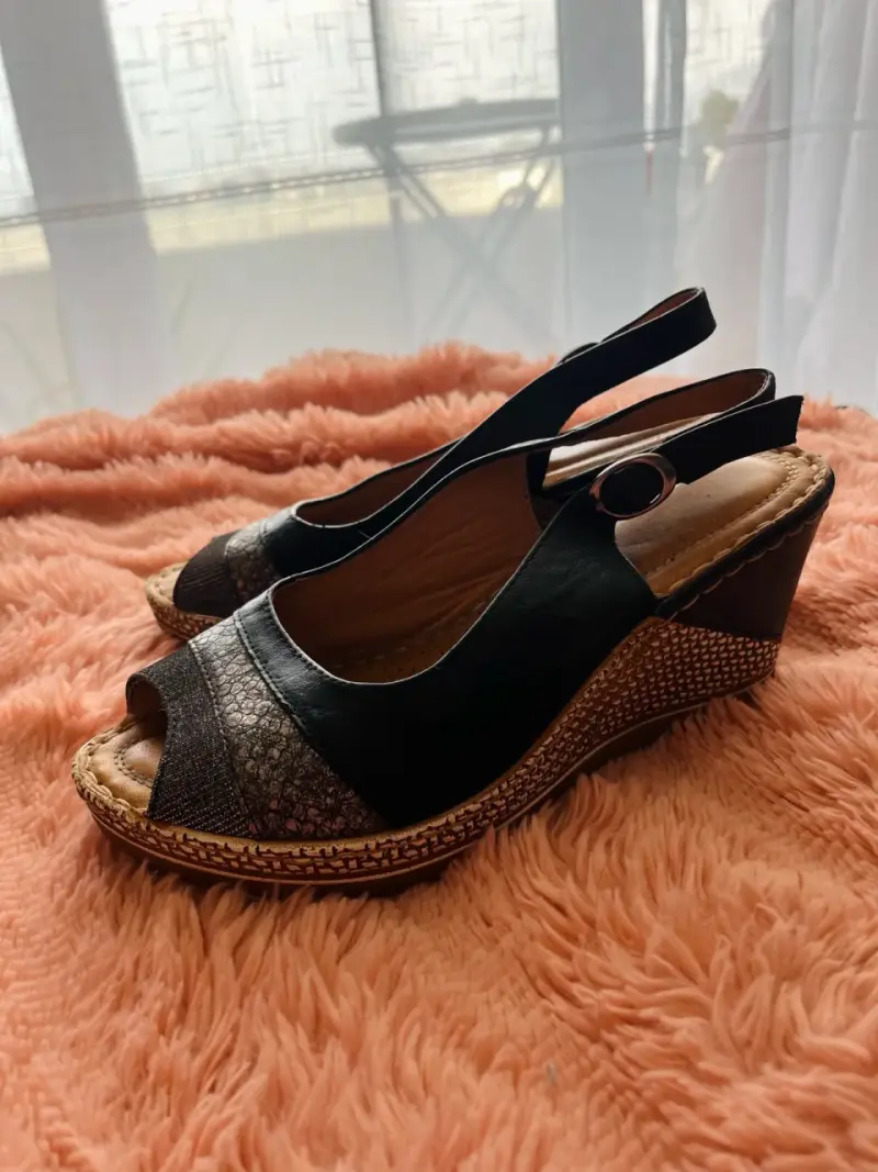 Sandalias negras de verano - 3