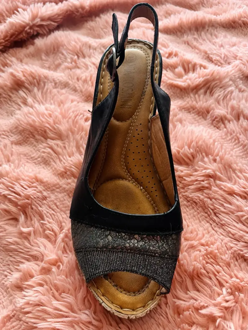 Sandalias negras de verano - 5