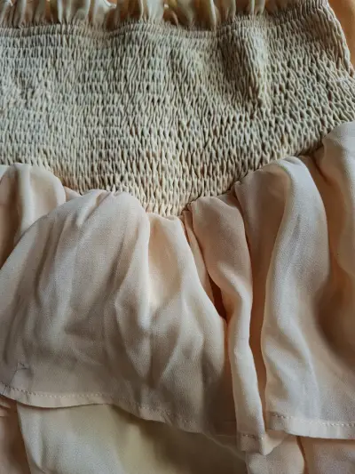 Falda amarilla clara con volantes - miniatura 2
