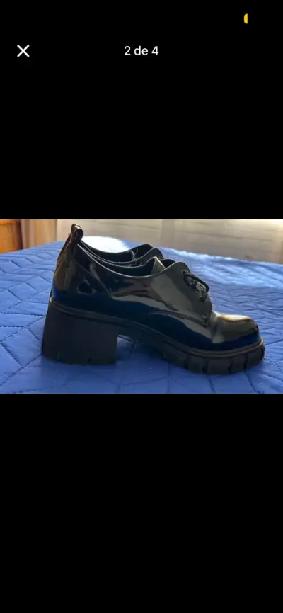 Zapatos negros de charol talla 39/40 - miniatura 2