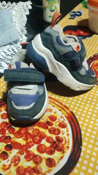 Zapatillas deportivas para niño - miniatura 1