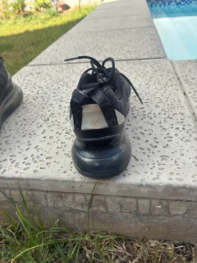 Zapatillas deportivas negras Nike - miniatura 6