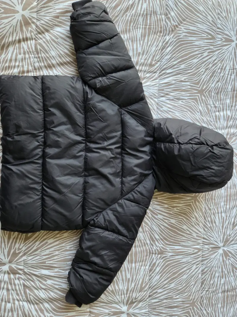 Parka negra con capucha - 3
