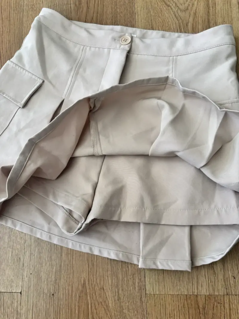Falda beige con bolsillos - 3