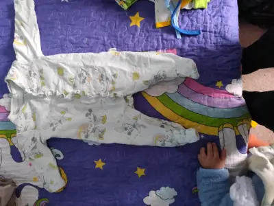 Ropa de  bebe - miniatura 1