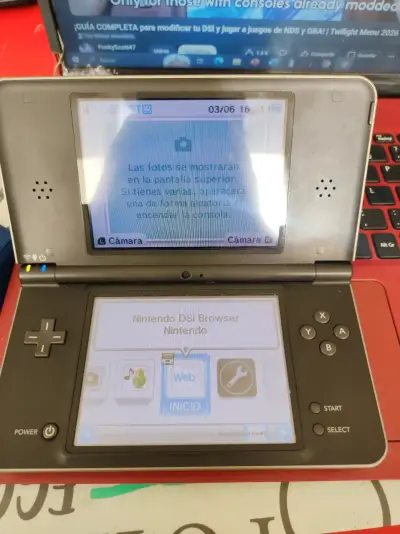 Consola Nintendo DSi negra XL - miniatura 1