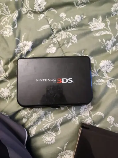 Consola Nintendo DSi negra XL - miniatura 4