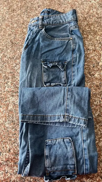 Jeans cargo de mezclilla azul - miniatura 1
