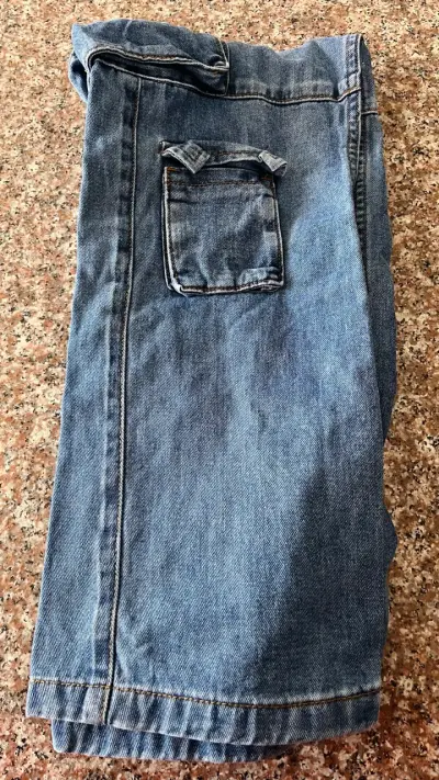 Jeans cargo de mezclilla azul - miniatura 2