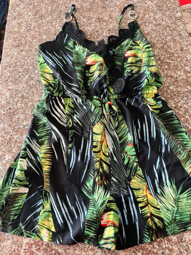 Short enterito estampado hojas tropicales - 3