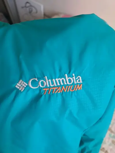 Cortaviento Columbia Titanium Turquesa - miniatura 4