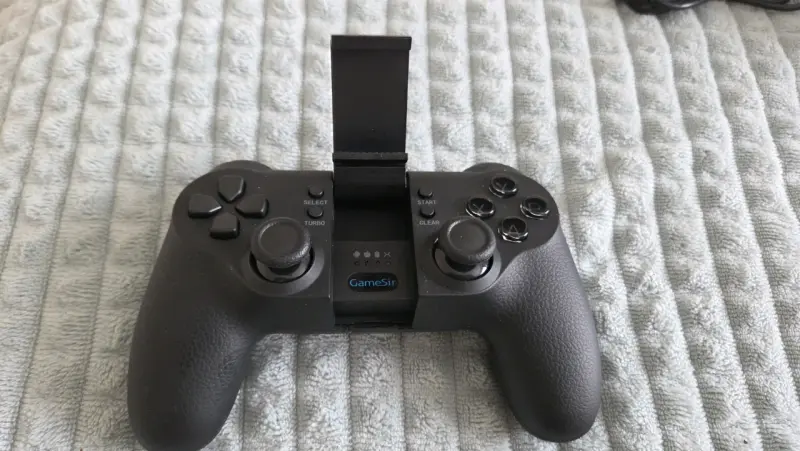 Mando Gamesir t1 s  con soporte para celular. - 4