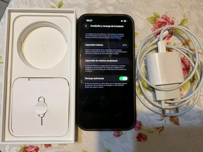 Smartphone Apple en buen estado - 4