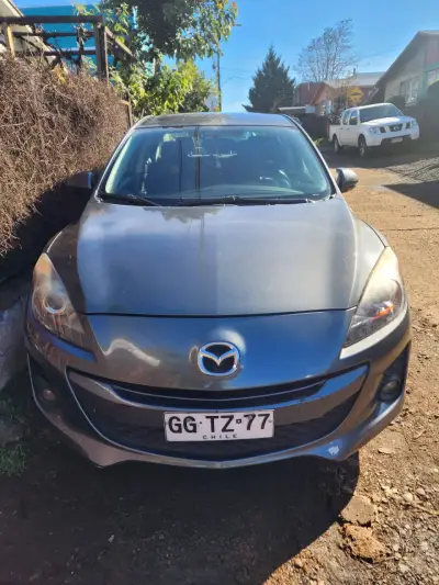 Auto Mazda color gris año 2014 - miniatura 1
