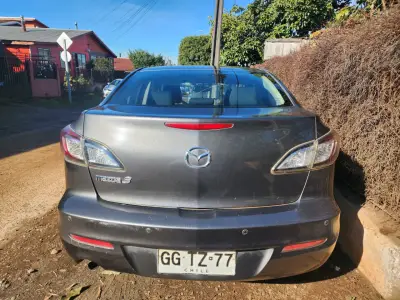 Auto Mazda color gris año 2014 - miniatura 3