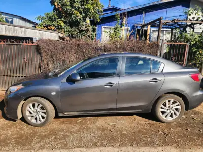 Auto Mazda color gris año 2014 - miniatura 4