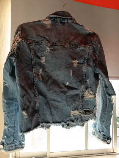Chaqueta de mezclilla con parches Zara - miniatura 3