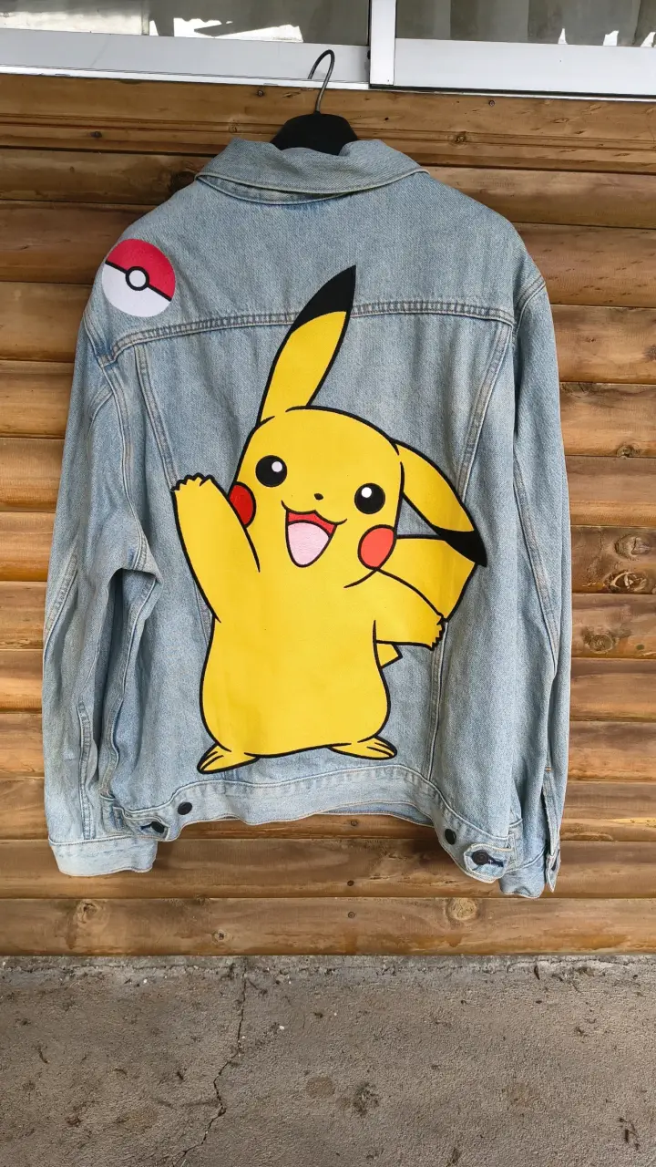 Chaqueta Levi's X Pokémon 25 Aniversario Pikachu - 2