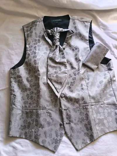 Traje formal para novio negro con corbata - miniatura 4