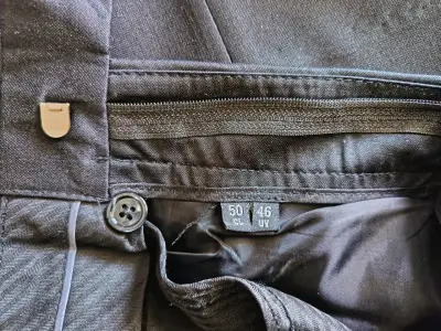 Traje formal para novio negro con corbata - miniatura 6