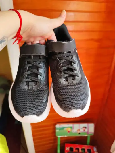 Zapatillas deportivas negras Puma - miniatura 1
