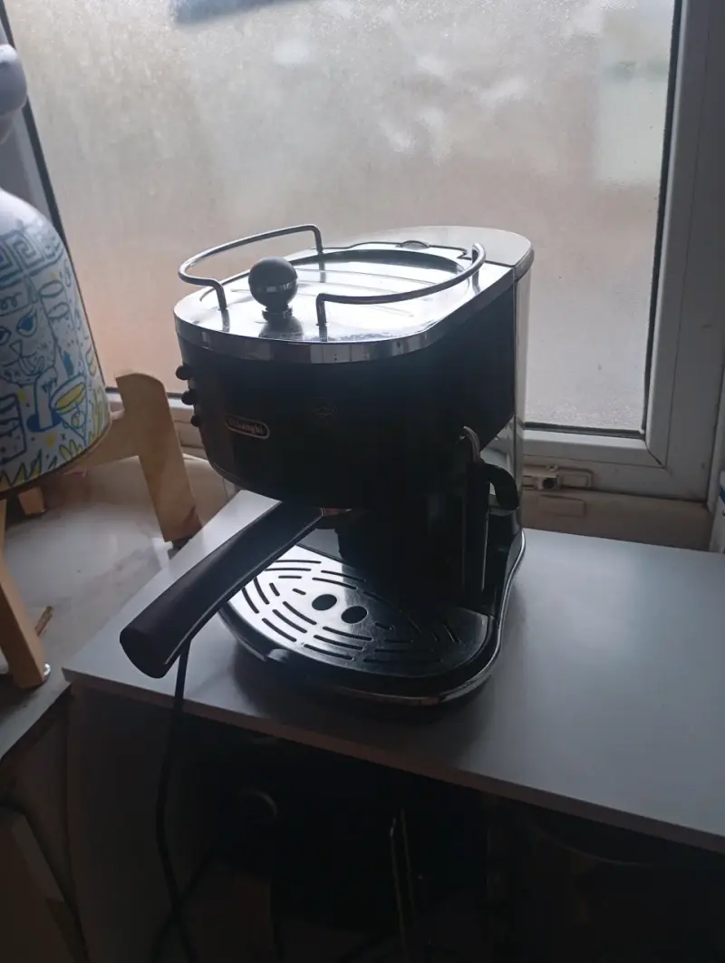 Cafetera espresso DeLonghi - 3