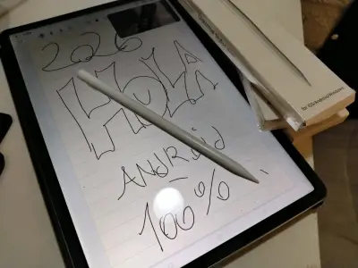Lápiz óptico universal nuevo - miniatura 1