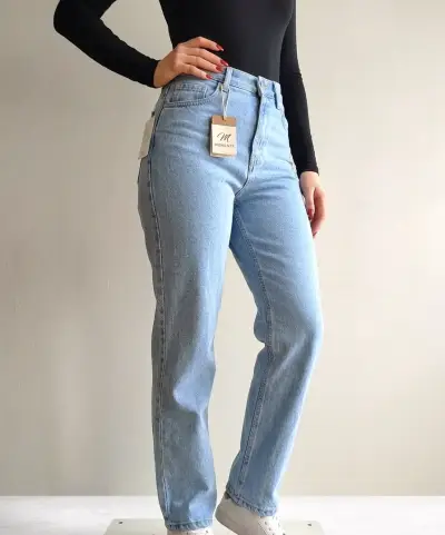 Jeans celestes de tiro alto - miniatura 1