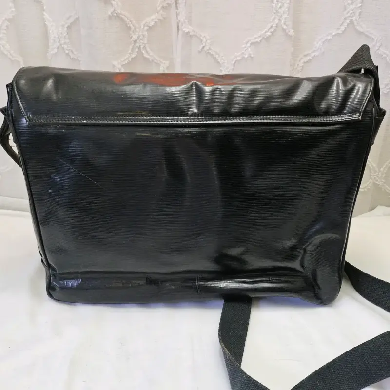 Bolso mensajero negro - 5