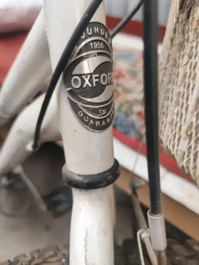 Bicicleta con canasto blanco marca Oxford aro 24 - miniatura 4