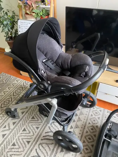 Coche de bebé Maxi-Cosi negro - miniatura 1