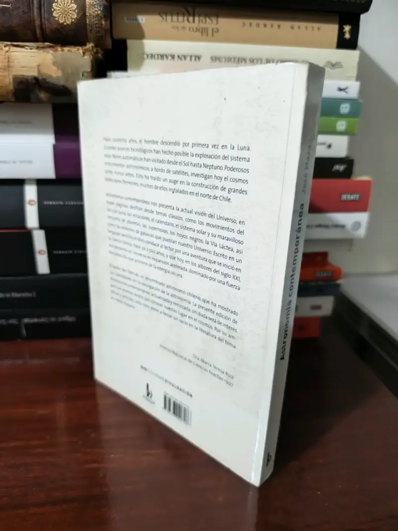 Libro Astronomía Contemporánea José Maza - 3