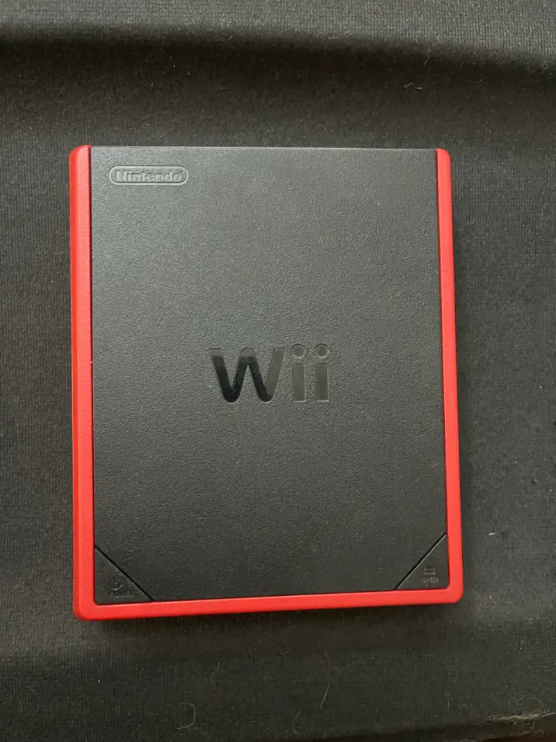 Nintendo Wii Mini + Wii Mote PLUS — Completa - 2
