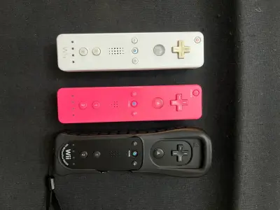 COMBO 3 Controles Wii + Nunchuk - miniatura 1