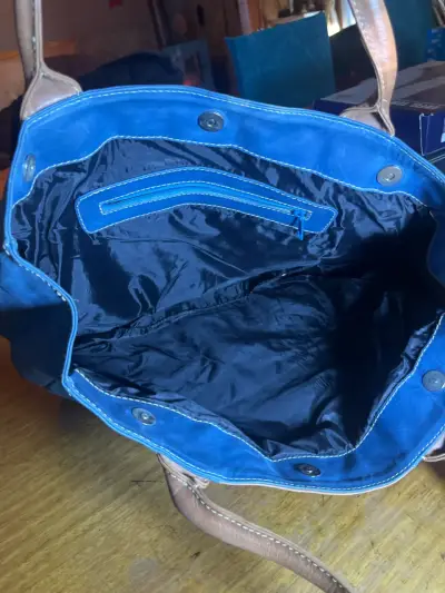 Bolso tote azul y café - miniatura 3