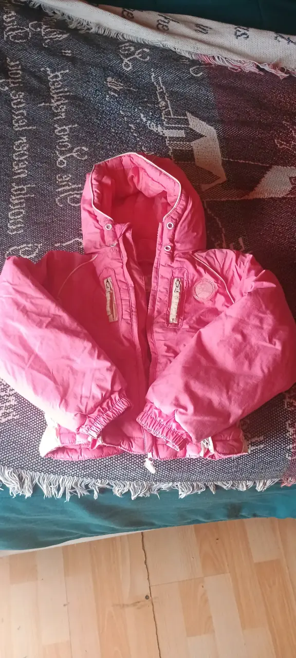 Chaqueta rosada para niña - 1