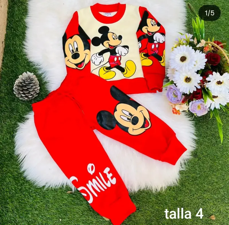 Conjunto infantil Mickey rojo