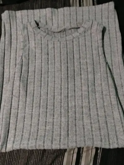 Vestido sin mangas gris - miniatura 2